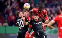 Fussball DFB Pokal Viertelfinale 22/23: FC Bayern Muenchen - SC Freiburg