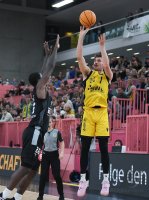 Basketball 2. Bundesliga 22/23: Tigers Tuebingen - Nuernberg Falcon BC