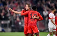 Fussball 1. Bundesliga 24/25: FC Bayern Muenchen - VfB Stuttgart , JUBEL, JUBELT, JUBELN, OPTIMISTISCH, FREUDE, FREUEN, POSITIV, POSITIVE EMOTION, POSITIVE EMOTIONEN,