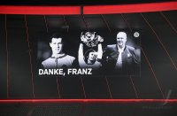 Fussball 1. Bundesliga 23/24: Gedenken an den verstorbene Franz Beckenbauer: