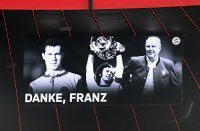 Fussball 1. Bundesliga 23/24: Gedenken an den verstorbene Franz Beckenbauer: