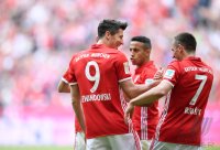 Fussball 1. Bundesliga Saison 2016/2017: FC Bayern Muenchen - FC Augsburg