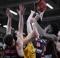 Basketball 1. Bundesliga 23/24: Tigers Tuebingen - EWE Baskets Oldenburg