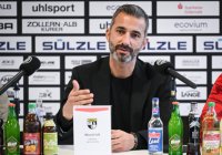 Fussball Regionalliga Suedwest 2023/2024: Neuer Trainer der TSG Balingen, Trainer Murat Isik