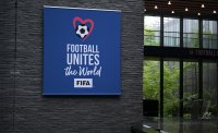 Football Unites Banner im Home of FIFA in Zuerich