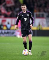 Fussball 1. Bundesliga 23/24: SC Freiburg - FC Bayern Muenchen