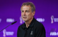 FUSSBALL WM 2022 Pressekonferenz: TSG-Mitglied  Juergen Klinsmann (Deutschland)