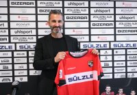 Fussball Regionalliga Suedwest 2023/2024: Neuer Trainer der TSG Balingen, Trainer Murat Isik